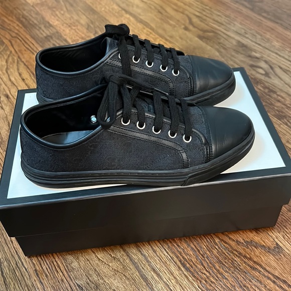Gucci Sneakers- GG Canvas & Leather Upper (EUC) - Picture 3 of 5